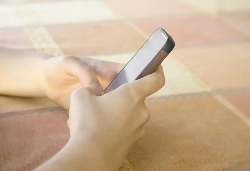 Comment les partages sociaux influencent le référencement